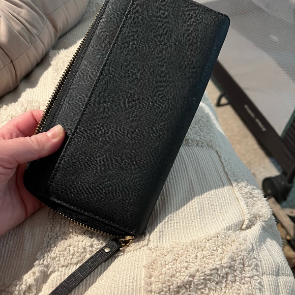 Kate Spade Black Leather Wallet - Picture 2 of 6